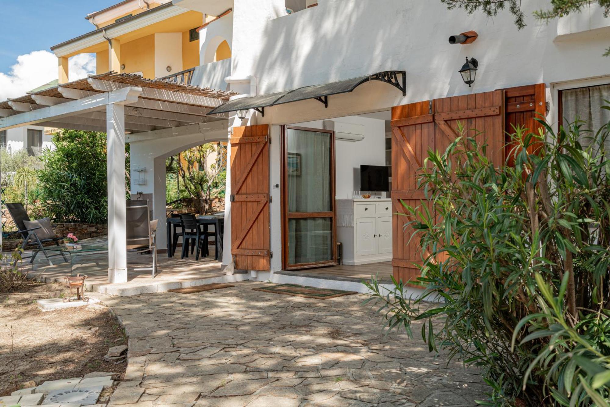 Casa Donatella, In Riva Al Mare! Villa Cala Liberotto Dış mekan fotoğraf